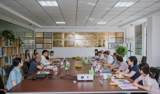 中國醫學裝備協會輸血相容性檢測技術（江蘇）培訓基地在力博醫藥揭牌成立